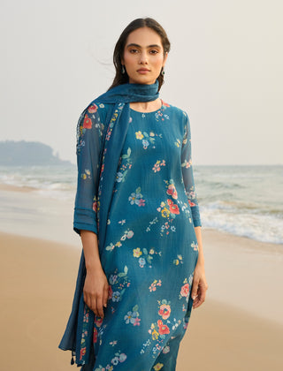 Sapphire floral kurta set