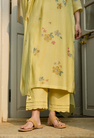 Lemon embroidered bloom kurta set