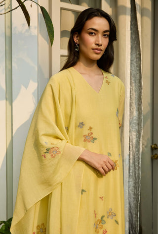 Lemon embroidered bloom kurta set