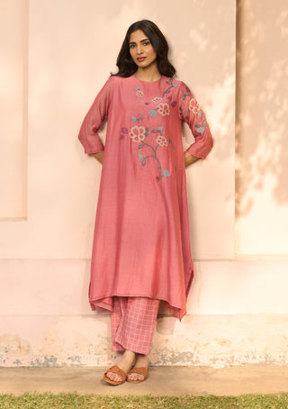 Hibiscus applique tunic and pants