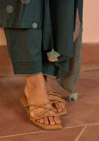 Jade embroidered kurta set