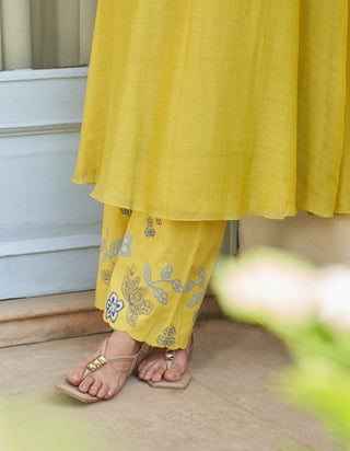 Daffodil yellow tunic and pants