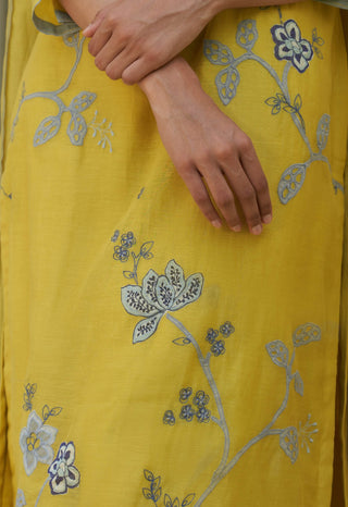 Daffodil applique embroidered kurta set