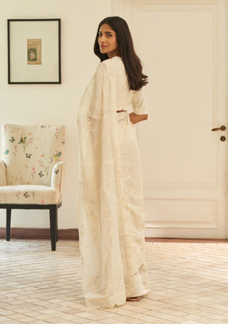 Swan embroidered sari and blouse