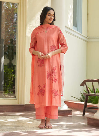 Hibiscus applique kurta set
