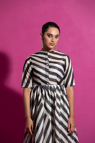 Saksham & Neharicka-Kreeda Black White Dress-INDIASPOPUP.COM