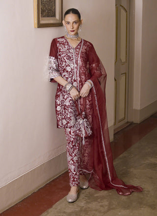 Vallari Maroon Embroidered Kurta Set by Saksham & Neharicka available on Indiaspopup