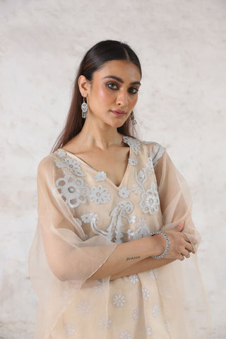 Rupo beige cape and tunic set