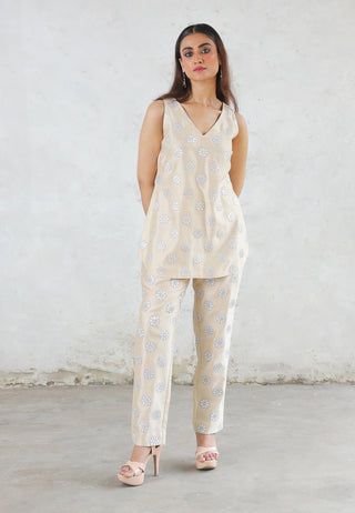 Rupo beige tunic and pants