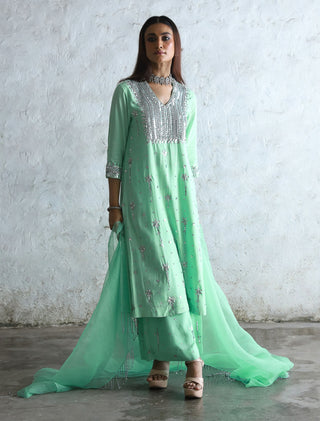Urmi mint embroidered kurta set