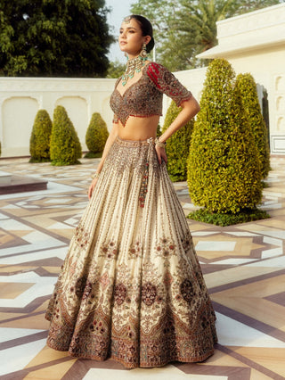 Zeenat mahal lehenga set