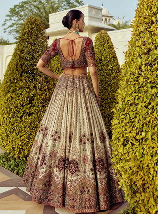 Zeenat mahal lehenga set