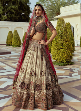 Zeenat mahal lehenga set