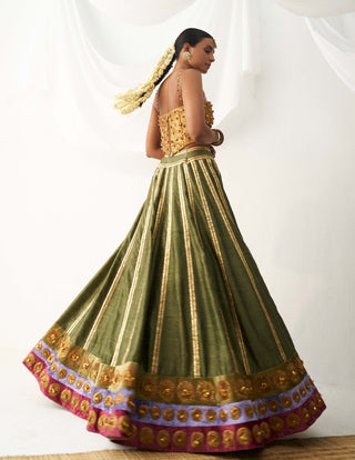 Itrh-Gul-Mehendi Embroidered Lehenga Set-INDIASPOPUP.COM