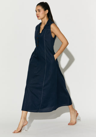 Dark blue sleeveless long dress