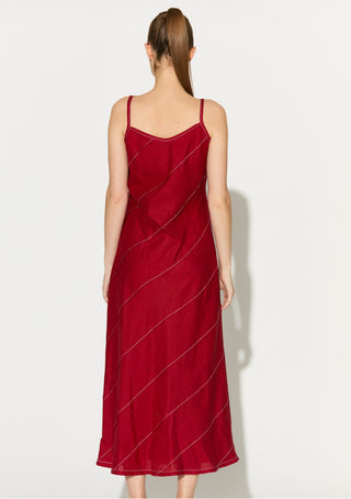 Red sleeveless long dress