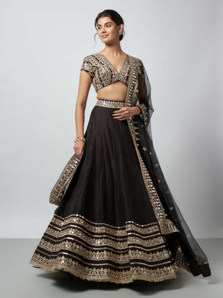 Maanyata black lehenga set