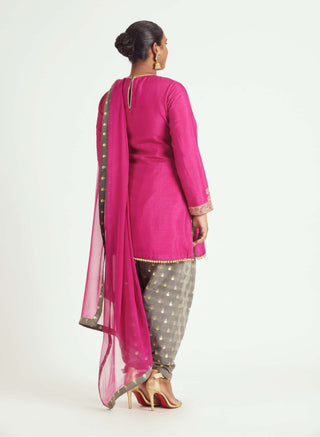 Nitika Gujral-Fuchsia Georgette Kurta And Salwar Set-INDIASPOPUP.COM