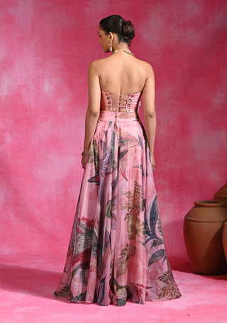 Sugar pink corset and lehenga