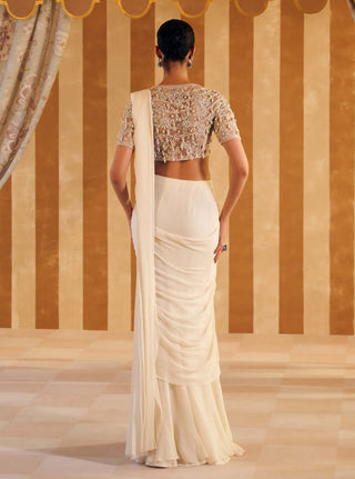 Ivory Naqaa Drape Sari And Blouse by Ridhi Mehra, available on Indiaspopup.com