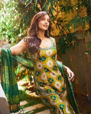 Tara green printed tunic and flared pant set
