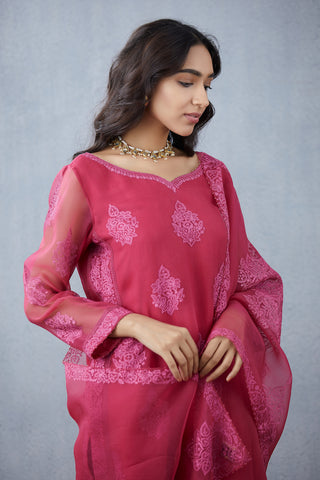 Torani-Scarlet Gulkand Aadrita Kurta Set-INDIASPOPUP.COM