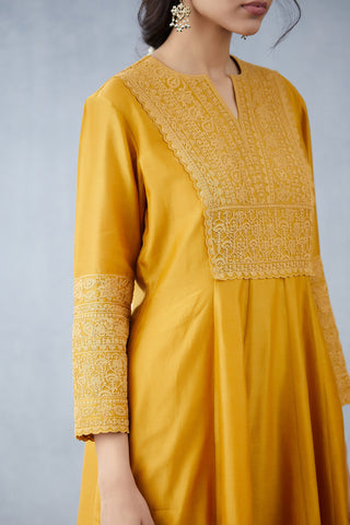 Torani-Yellow Sunehra Saanvi Kurta With Pants-INDIASPOPUP.COM