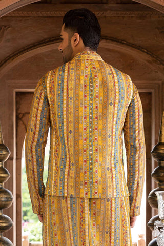 Chhavvi Aggarwal-Yellow Kurta Bundi Set-INDIASPOPUP.COM