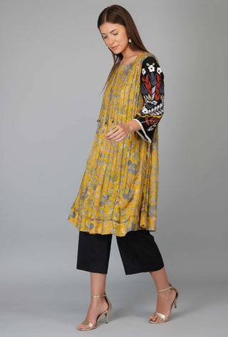 Devyani Mehrotra-Flower Print Pleated Tunic Set-INDIASPOPUP.COM