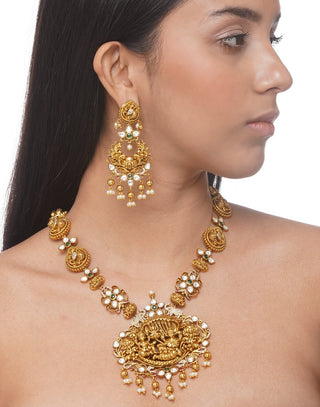 Preeti Mohan-Red & Green Temple Necklace With Earring-INDIASPOPUP.COM