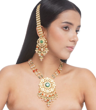 Preeti Mohan-Green Kundan Pendant With Earring-INDIASPOPUP.COM