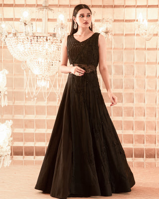 Charu & Vasundhara-Black Embroidered Lehenga Set-INDIASPOPUP.COM