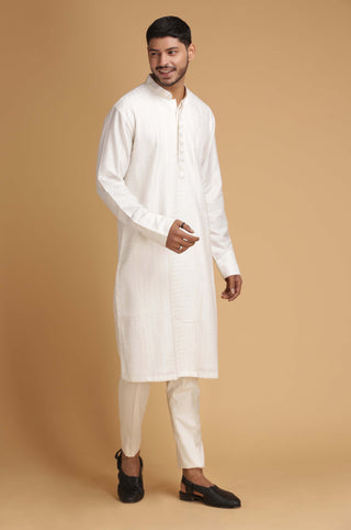 Chatenya Mittal-Off-White Pintuck Kurta With Pant-INDIASPOPUP.COM