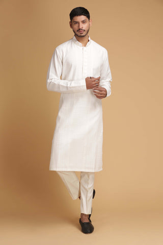 Chatenya Mittal-Off-White Pintuck Kurta With Pant-INDIASPOPUP.COM