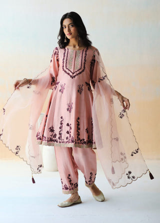 Aman Takyar-Onion Pink Kurta Set-INDIASPOPUP.COM