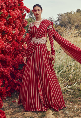 Bhumika Sharma-Red Nurekha Pre-Stitched Pleated Saree Set-INDIASPOPUP.COM