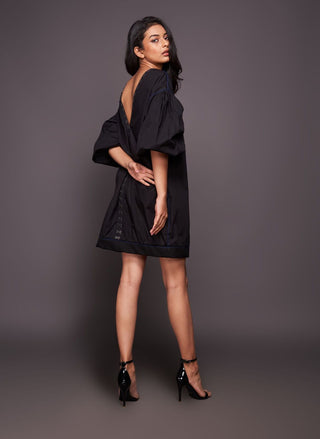 Deepika Arora-Black Shift Dress-INDIASPOPUP.COM