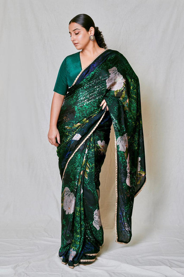 Deep Green Printed Saree With Unstitched Blouse