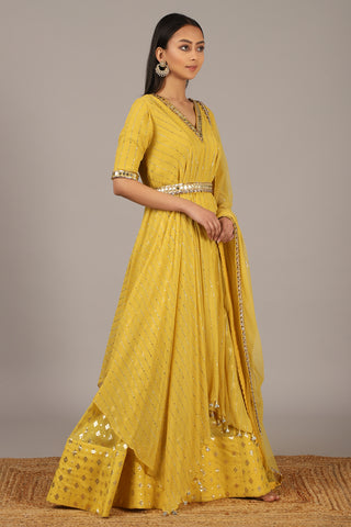 Nidhika Shekhar-Yellow Embroidered Lehenga Set-INDIASPOPUP.COM