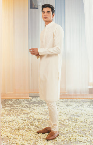 Madsam Tinzin-Ivory Silk Kurta With Pants-INDIASPOPUP.COM