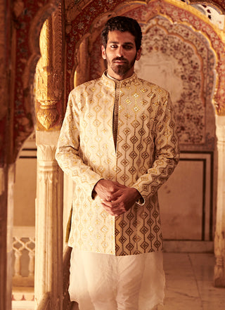 Itrh-Off-White Bandhgala Kurta Set-INDIASPOPUP.COM