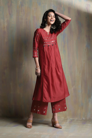 Charkhee-Red And Bottle Green Chanderi Kurta Set-INDIASPOPUP.COM