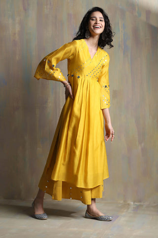 Charkhee-Sunflower Yellow Kurta Set-INDIASPOPUP.COM