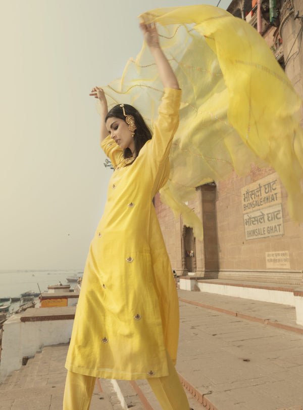 Label Earthen-Yellow Peetambari Kurta Set With Odhni-INDIASPOPUP.COM