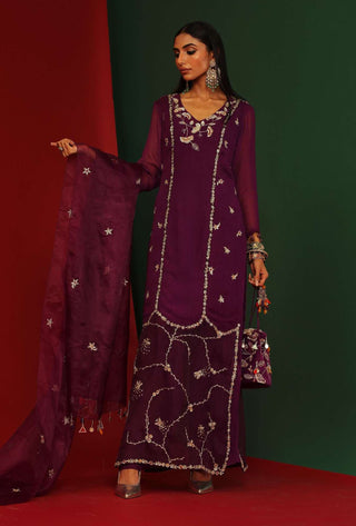 Mahima Mahajan-Shail Grapevine Embroidered Kurta Set-INDIASPOPUP.COM