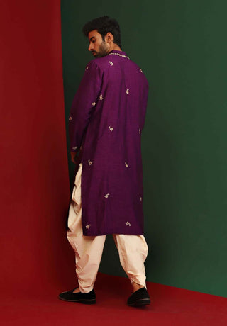 Mahima Mahajan-Kabir Grapevine Embroidered Kurta With Dhoti-INDIASPOPUP.COM