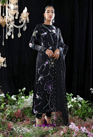 Mahima Mahajan-Jeanne Black Embroidered Kurta Set-INDIASPOPUP.COM