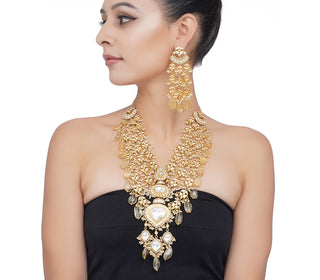Preeti Mohan-Gold Plated Kundan Pendant Necklace Set-INDIASPOPUP.COM