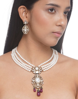 Preeti Mohan-Polki Pendant With Earring-INDIASPOPUP.COM