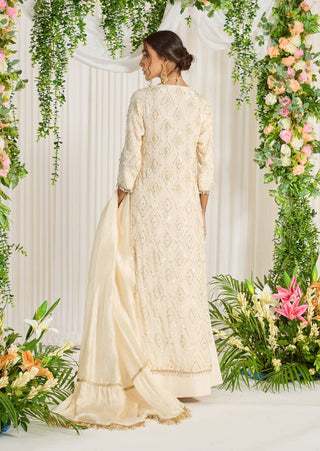 Nidhika Shekhar-Ivory Sharde Kurta Lehenga Set-INDIASPOPUP.COM